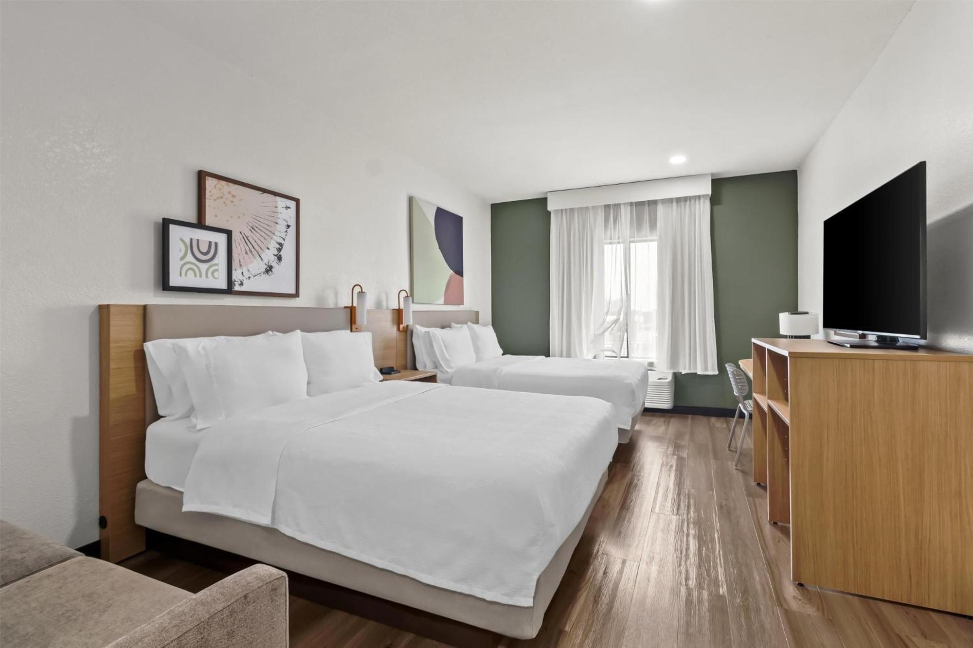 Hotel Spark By Hilton Hobby Airport 3*